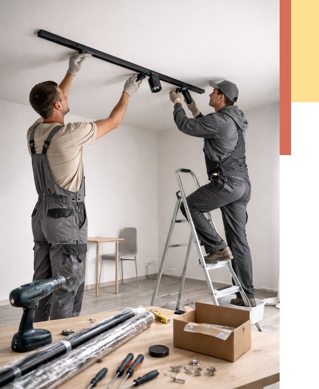 Установка трековых светильников в натяжной потолок в Сорочинске от 4338 руб. | ОТДЕЛОЧНИК-Срч